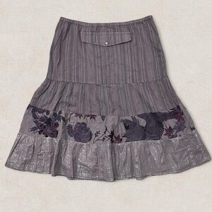 Custo Barcelona Gray Midi Skirt with Floral Accents